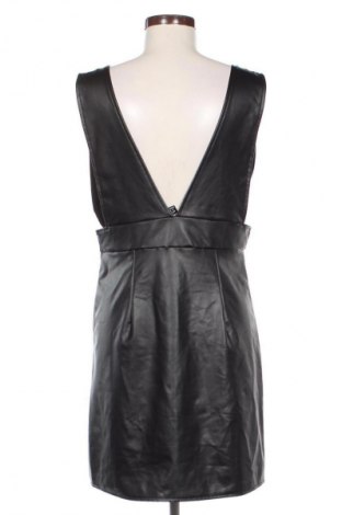 Latzkleid SHEIN, Größe M, Farbe Schwarz, Preis 14,83 €