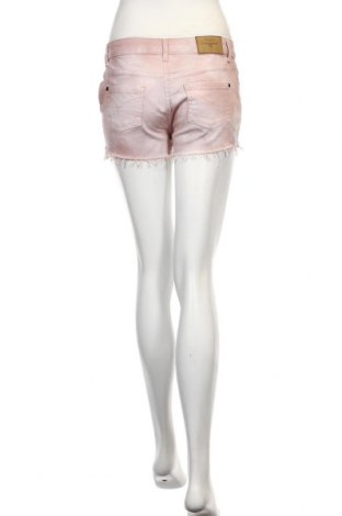 Дамски къс панталон Buffalo, Размер S, Цвят Розов, Цена 20,65 лв.