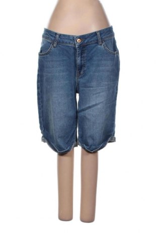 Γυναικείο κοντό παντελόνι LC Waikiki, Μέγεθος M, Χρώμα Μπλέ, 98% βαμβάκι, 2% ελαστάνη, Τιμή 12,47 €