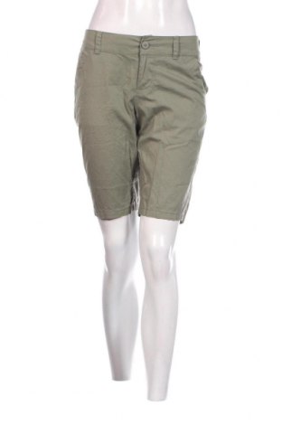 Дамски къс панталон Columbia, Размер S, Цвят Зелен, Цена 9,52 лв.