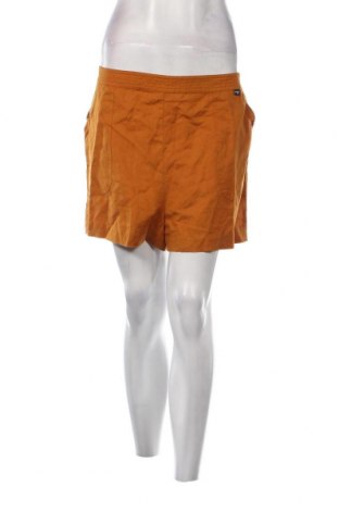Дамски къс панталон Superdry, Размер L, Цвят Оранжев, Цена 14,96 лв.