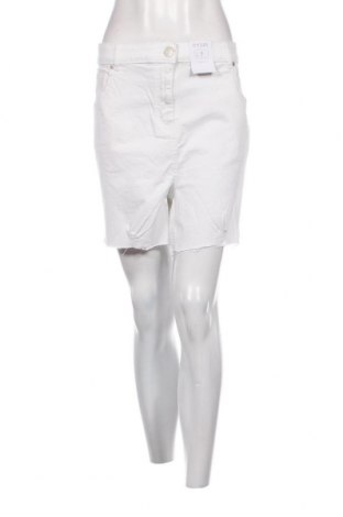 Дамски къс панталон Yours, Размер XXL, Цвят Бял, Цена 14,16 лв.