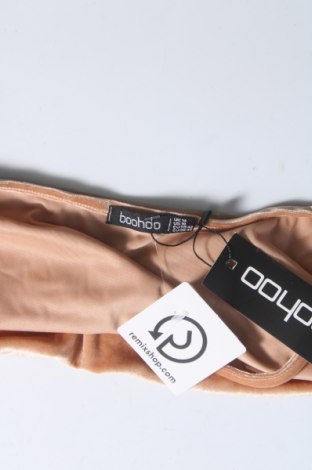 Γυναικείο αμάνικο μπλουζάκι Boohoo, Μέγεθος M, Χρώμα  Μπέζ, Τιμή 3,46 €
