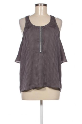 Γυναικείο αμάνικο μπλουζάκι Second Female, Μέγεθος S, Χρώμα Γκρί, Τιμή 1,64 €