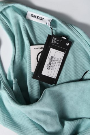 Γυναικείο αμάνικο μπλουζάκι Weekday, Μέγεθος L, Χρώμα Μπλέ, Τιμή 4,44 €