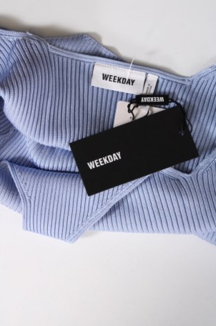 Γυναικείο αμάνικο μπλουζάκι Weekday, Μέγεθος XL, Χρώμα Μπλέ, Τιμή 4,76 €