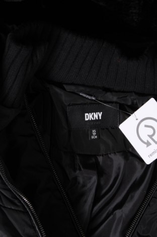 Дамско яке DKNY, Размер XS, Цвят Черен, Цена 177,50 лв.