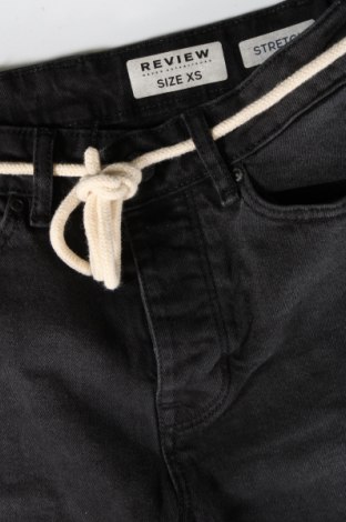 Мъжки къс панталон Review, Размер XS, Цвят Черен, Цена 58,00 лв.