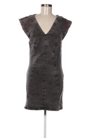 Kleid Gestuz, Größe M, Farbe Grau, Preis € 64,72