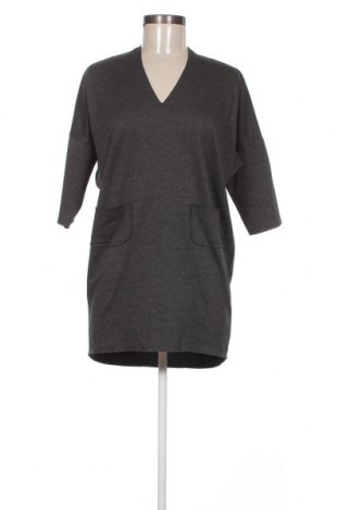 Kleid Rinascimento, Größe S, Farbe Grau, Preis 5,75 €