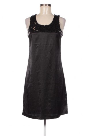 Kleid Usha, Größe XS, Farbe Schwarz, Preis 5,26 €