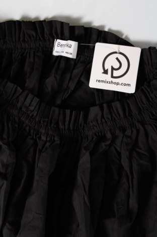 Bluză de femei Bershka, Mărime M, Culoare Negru, Preț 31,99 Lei