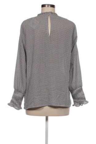 Damen Shirt Collection L, Größe L, Farbe Mehrfarbig, Preis 3,99 €