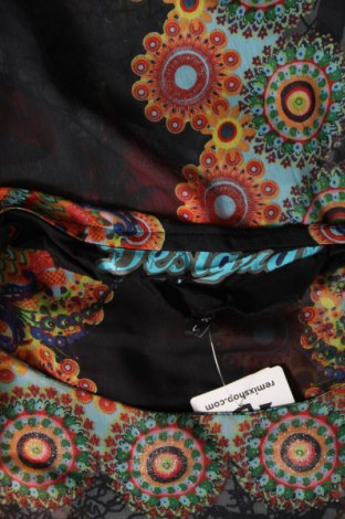 Дамска блуза Desigual, Размер L, Цвят Многоцветен, Цена 21,99 лв.