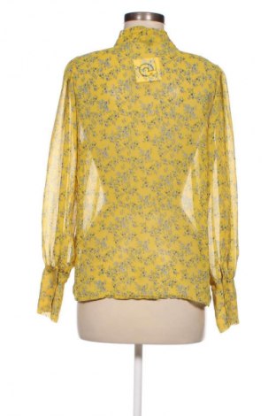 Damen Shirt Gina Tricot, Größe M, Farbe Mehrfarbig, Preis 3,99 €