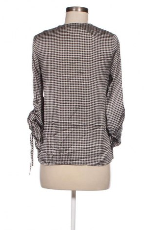 Damen Shirt Gina Tricot, Größe XS, Farbe Mehrfarbig, Preis 3,99 €