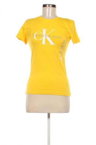 Damen T-Shirt Calvin Klein Jeans, Größe XS, Farbe Gelb, Preis € 20,49