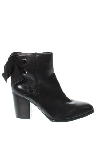 Botine de damă, Mărime 41, Culoare Negru, Preț 99,99 Lei