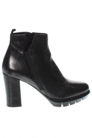 Damen Stiefeletten Alesya, Größe 39, Farbe Schwarz, Preis € 41,49