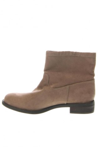 Botine de damă C&A, Mărime 38, Culoare Alb, Preț 79,99 Lei