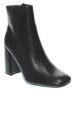 Botine de damă Madden Girl, Mărime 37, Culoare Negru, Preț 358,99 Lei