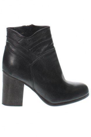 Botine de damă Mint & Berry, Mărime 36, Culoare Albastru, Preț 139,99 Lei