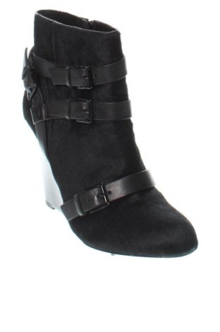 Botine de damă Rebecca Minkoff, Mărime 39, Culoare Negru, Preț 327,99 Lei