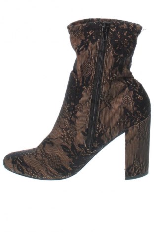 Botine de damă River Island, Mărime 37, Culoare Multicolor, Preț 111,99 Lei