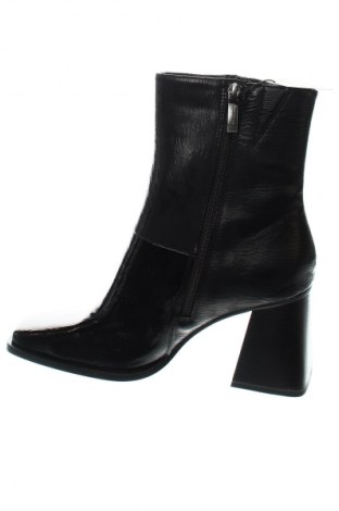 Botine de damă Tamaris, Mărime 39, Culoare Negru, Preț 235,99 Lei