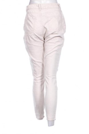 Damen Jeans Beloved, Größe S, Farbe Beige, Preis € 6,99