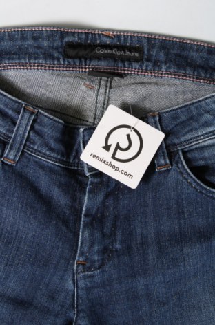 Dámské džíny  Calvin Klein Jeans, Velikost M, Barva Modrá, Cena  619,00 Kč