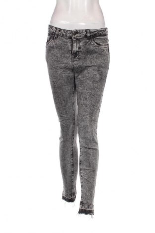 Damen Jeans Janina, Größe M, Farbe Grau, Preis € 6,49