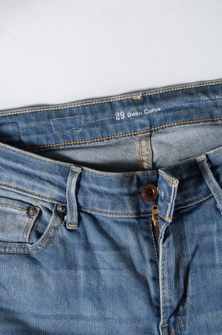 Blugi de femei Levi's, Mărime M, Culoare Albastru, Preț 86,99 Lei