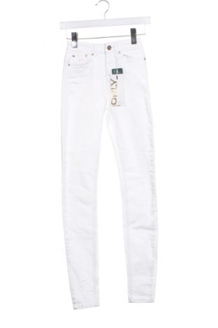 Damskie jeansy ONLY, Rozmiar XS, Kolor Biały, Cena 73,99 zł