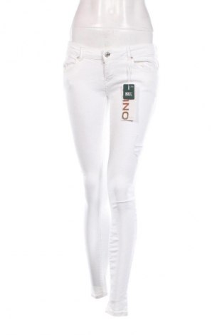 Damskie jeansy ONLY, Rozmiar M, Kolor Biały, Cena 71,99 zł