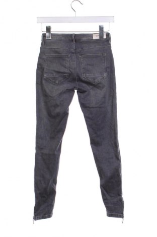 Damen Jeans ONLY, Größe S, Farbe Grau, Preis 23,99 €