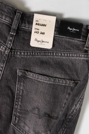 Дамски дънки Pepe Jeans, Размер S, Цвят Сив, Цена 44,99 лв.