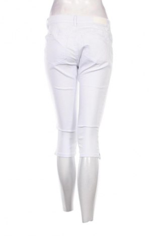 Damskie jeansy Vero Moda, Rozmiar S, Kolor Biały, Cena 71,99 zł