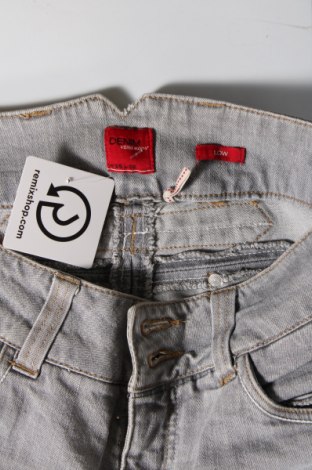 Damskie jeansy Vero Moda, Rozmiar S, Kolor Szary, Cena 27,99 zł