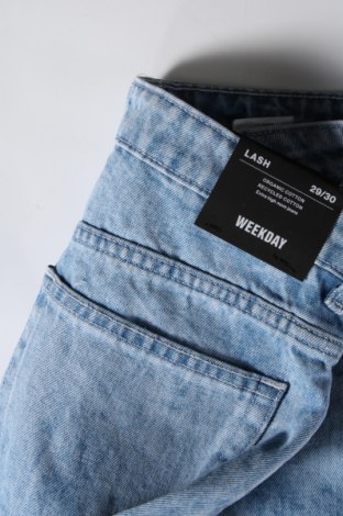 Damen Jeans Weekday, Größe L, Farbe Blau, Preis € 16,99