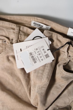 Dámské manšestráky  Pull&Bear, Velikost M, Barva Béžová, Cena  735,00 Kč