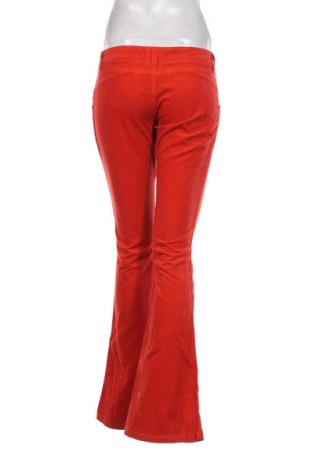 Damen Cordhose Sisley, Größe M, Farbe Orange, Preis € 37,49