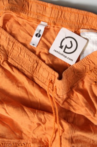 Damen Shorts, Größe M, Farbe Orange, Preis € 4,99