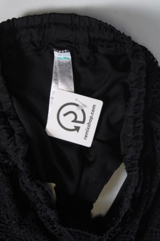 Pantaloni scurți de femei, Mărime XS, Culoare Negru, Preț 25,99 Lei