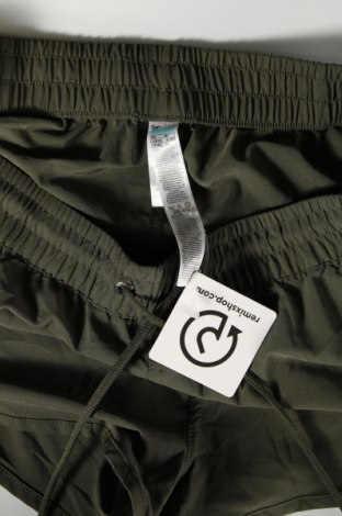 Pantaloni scurți de femei, Mărime M, Culoare Verde, Preț 20,99 Lei