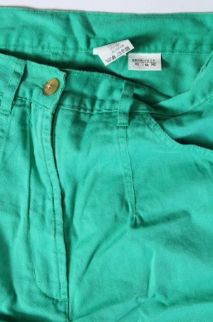 Pantaloni scurți de femei, Mărime M, Culoare Verde, Preț 29,53 Lei