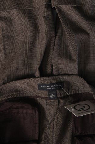 Pantaloni scurți de femei Banana Republic, Mărime M, Culoare Maro, Preț 79,99 Lei