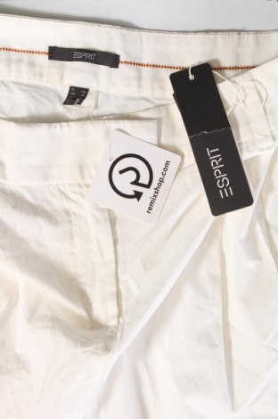 Pantaloni scurți de femei Esprit, Mărime M, Culoare Alb, Preț 55,99 Lei