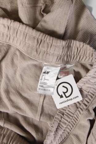 Pantaloni scurți de femei H&M, Mărime L, Culoare Bej, Preț 20,99 Lei