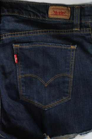 Γυναικείο κοντό παντελόνι Levi's, Μέγεθος M, Χρώμα Μπλέ, Τιμή 6,99 €